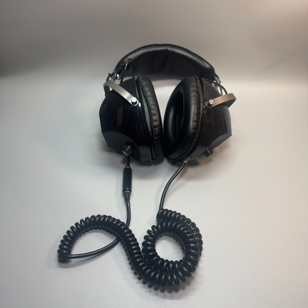 ArcherKit‎ Deluxe Stereo Headset Kit Cat No. 28-4005 Tandy Corp Made in Japan